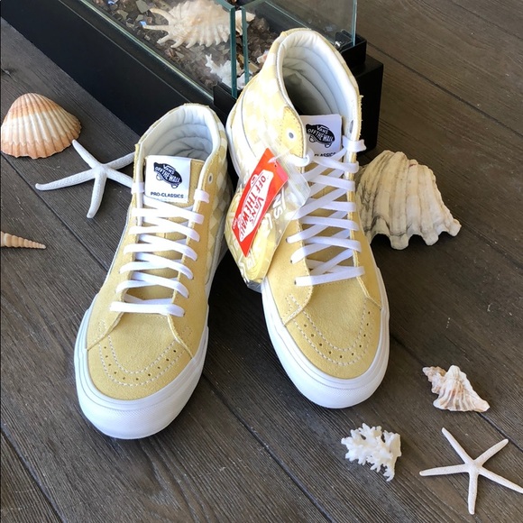 🌴🌼VANS- HIGH TOPS CHECKER BOARD🌼🌴 - Picture 4 of 9